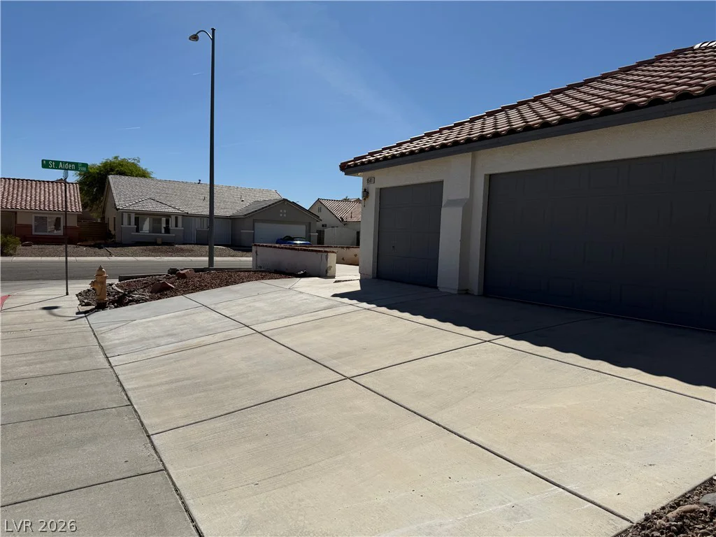 9501 Garrycastle, Las Vegas, NV 89129