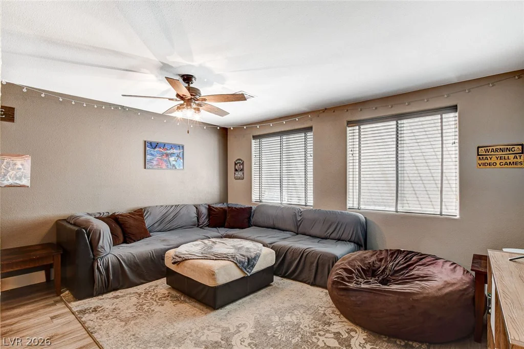 4535 Desert Bloom, Las Vegas, NV 89129
