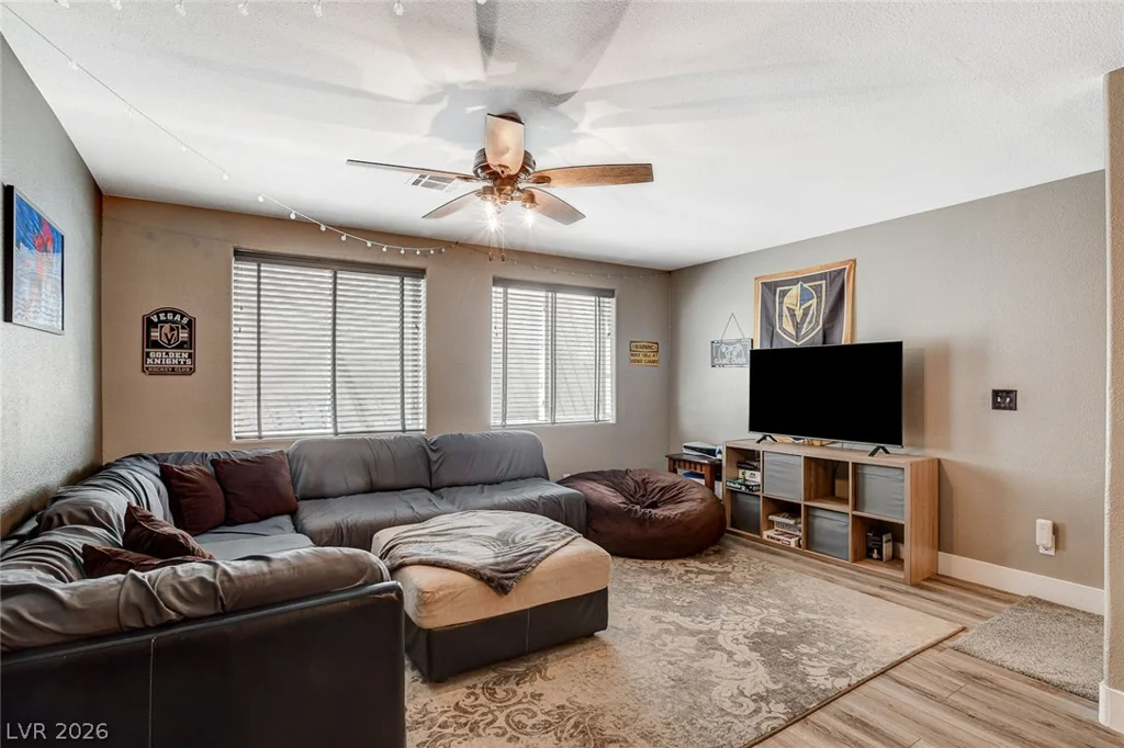 4535 Desert Bloom, Las Vegas, NV 89129