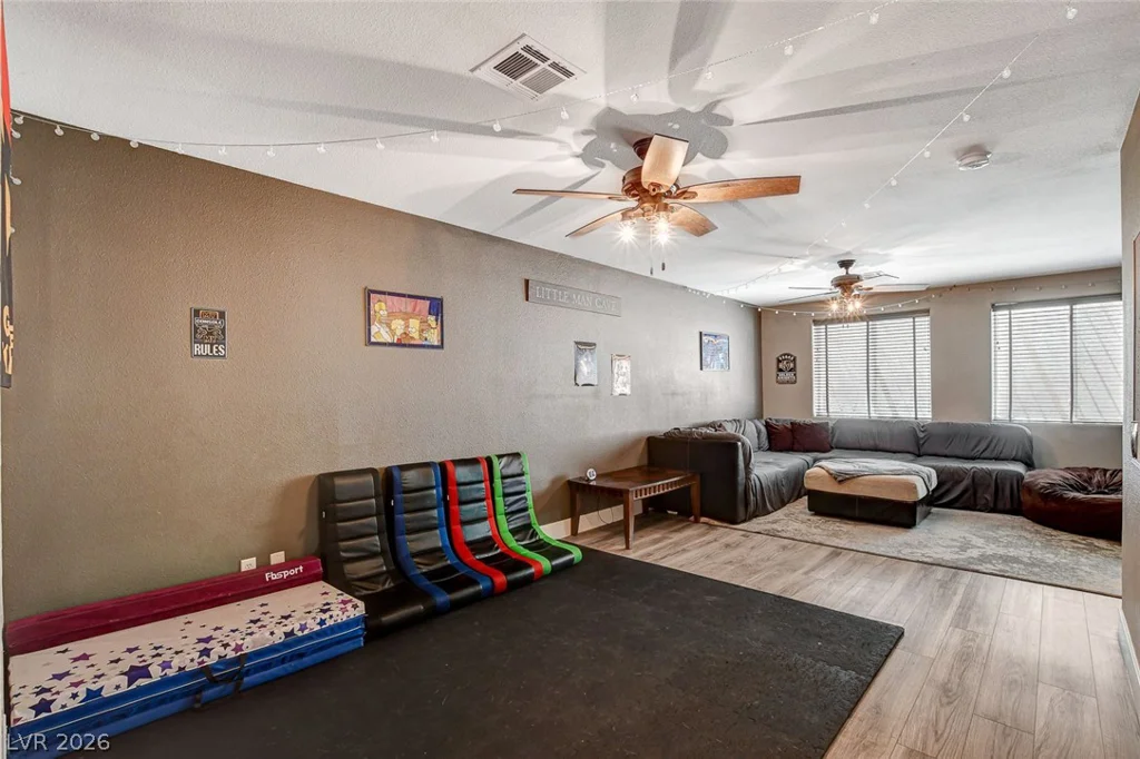 4535 Desert Bloom, Las Vegas, NV 89129