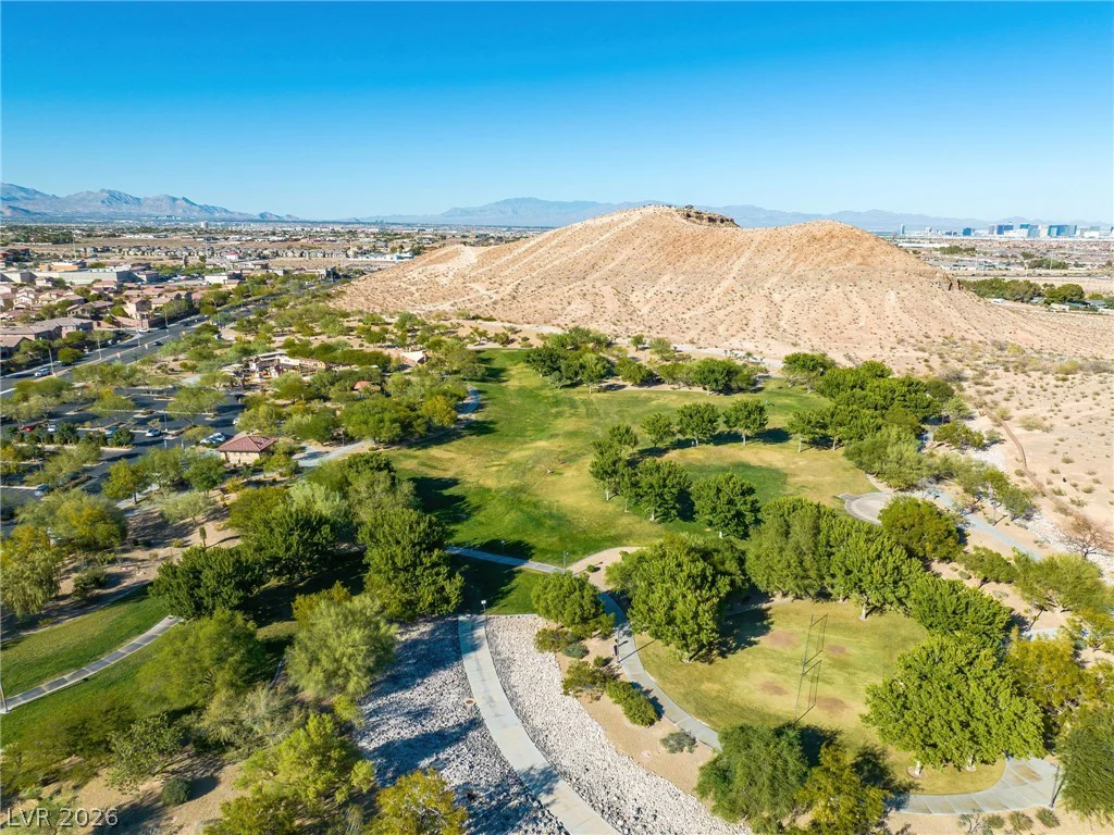 10743 Centerville Bay, Las Vegas, NV 89179