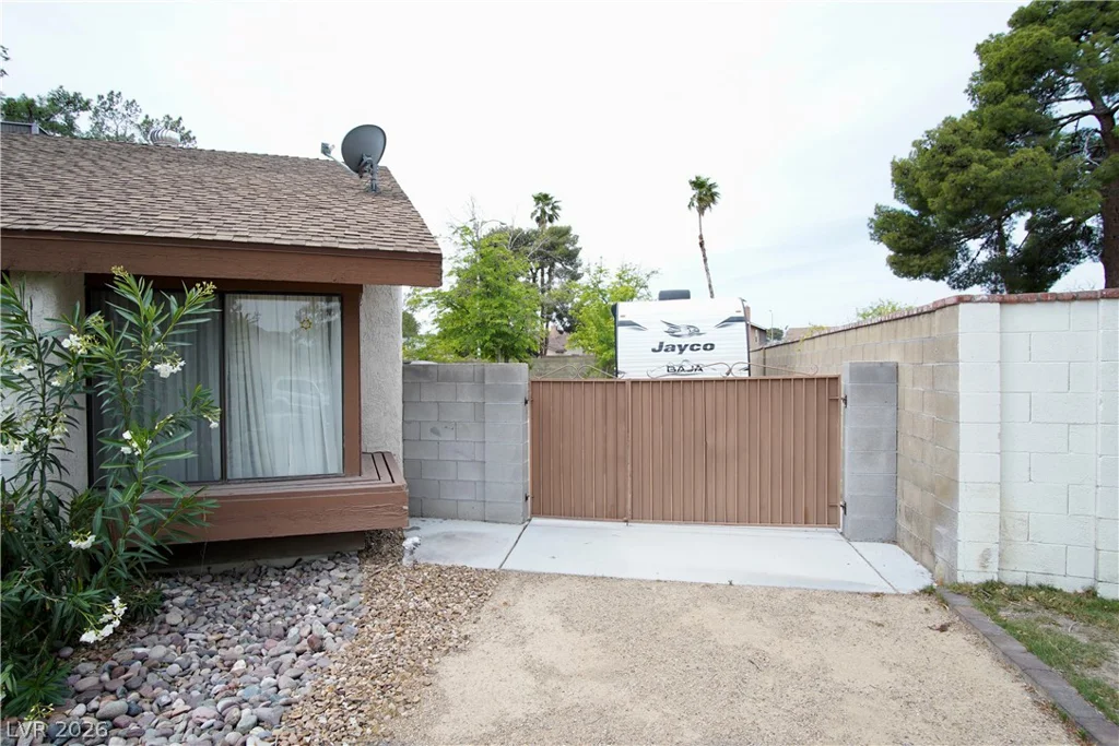 4479 Tennyson, Las Vegas, NV 89103