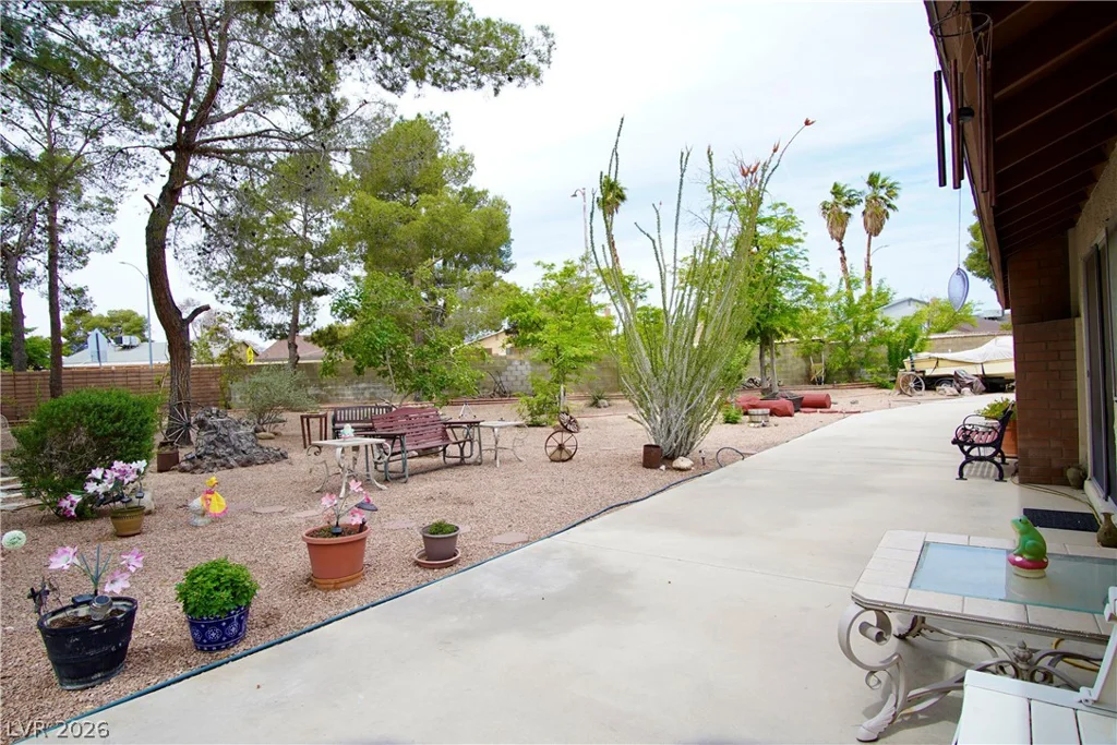 4479 Tennyson, Las Vegas, NV 89103