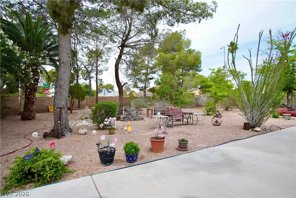 4479 Tennyson, Las Vegas, NV 89103