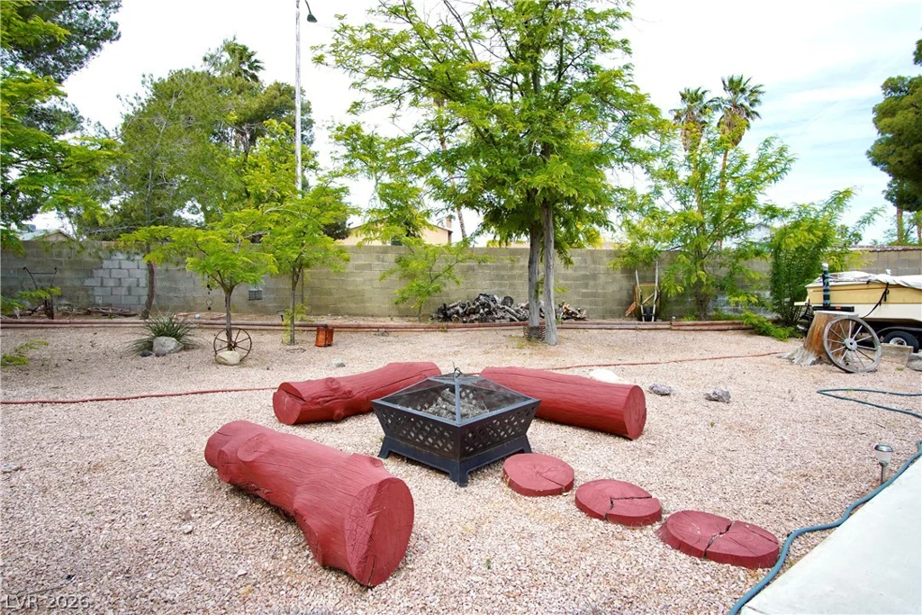 4479 Tennyson, Las Vegas, NV 89103