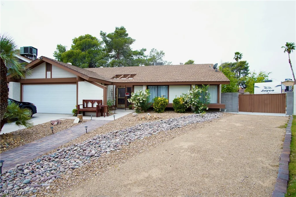 4479 Tennyson, Las Vegas, NV 89103
