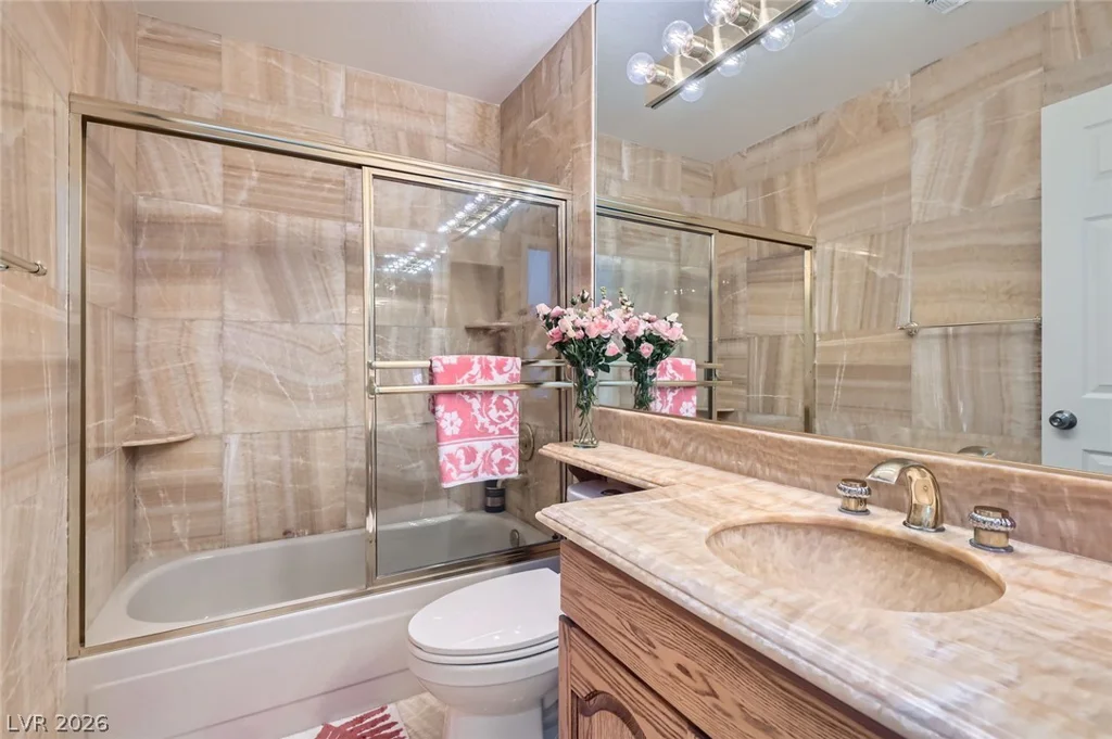 7068 Bright Springs, Las Vegas, NV 89113