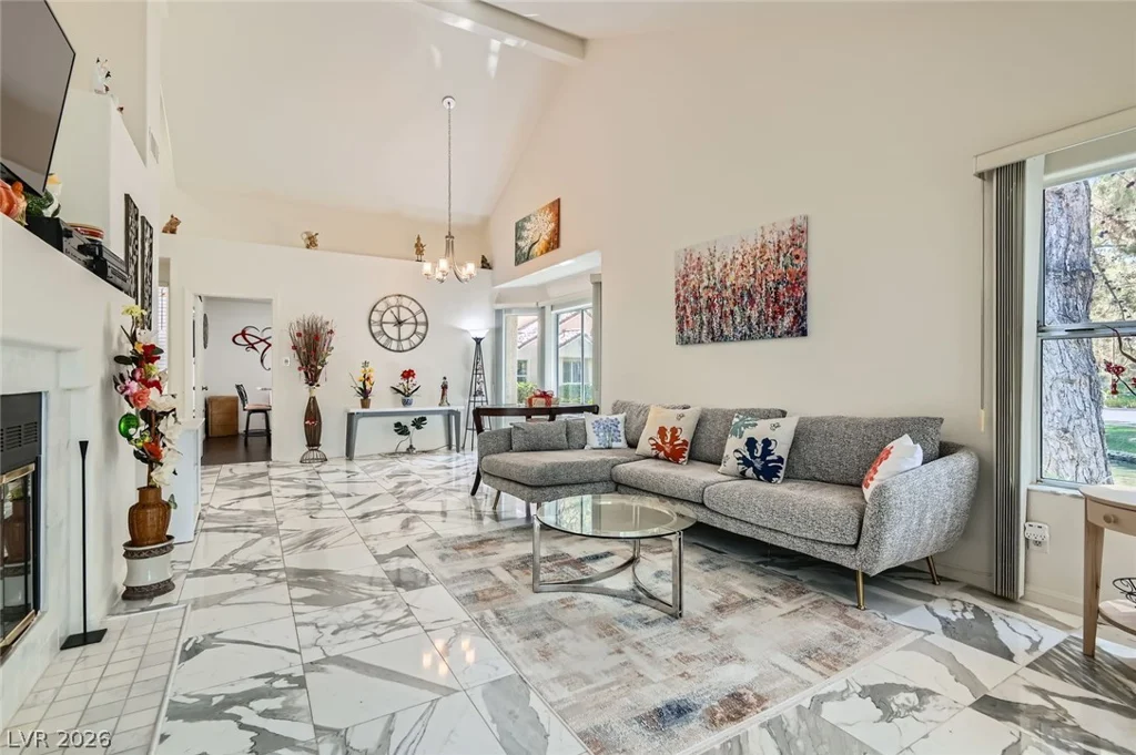 7068 Bright Springs, Las Vegas, NV 89113