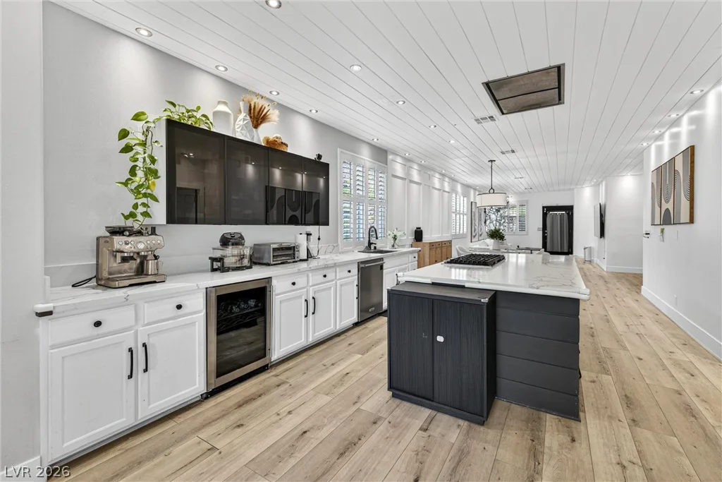 10230 Wood Work, Las Vegas, NV 89135