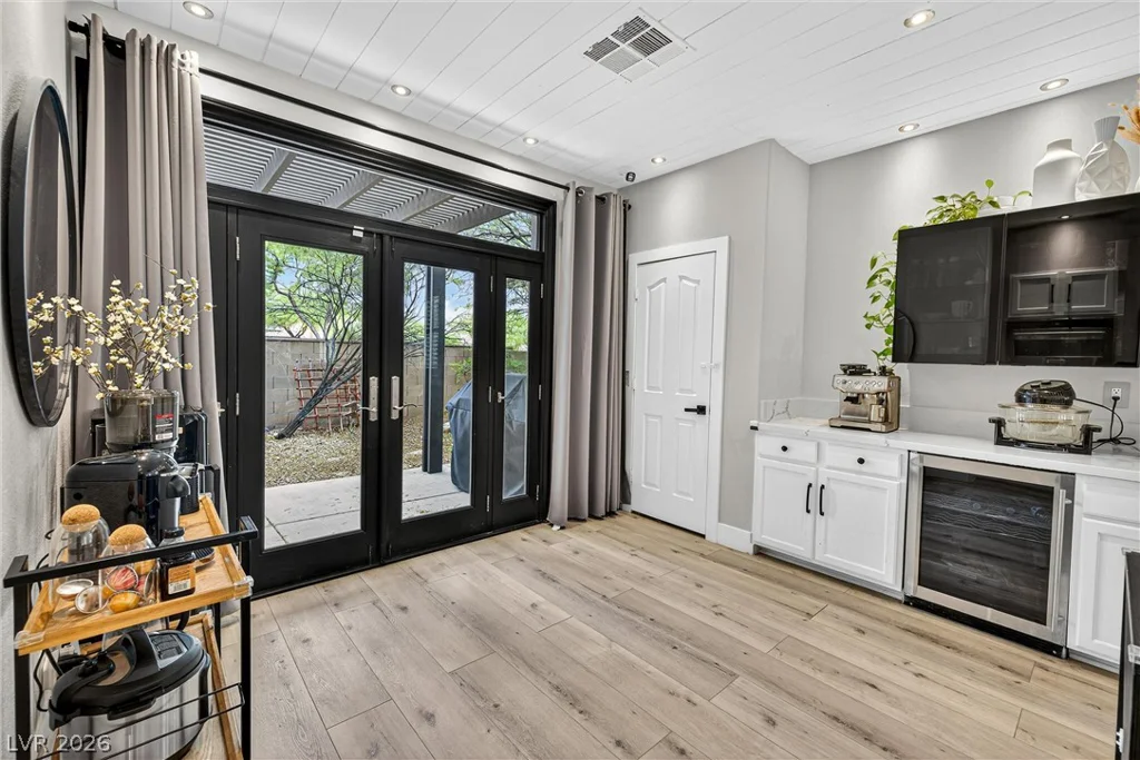 10230 Wood Work, Las Vegas, NV 89135