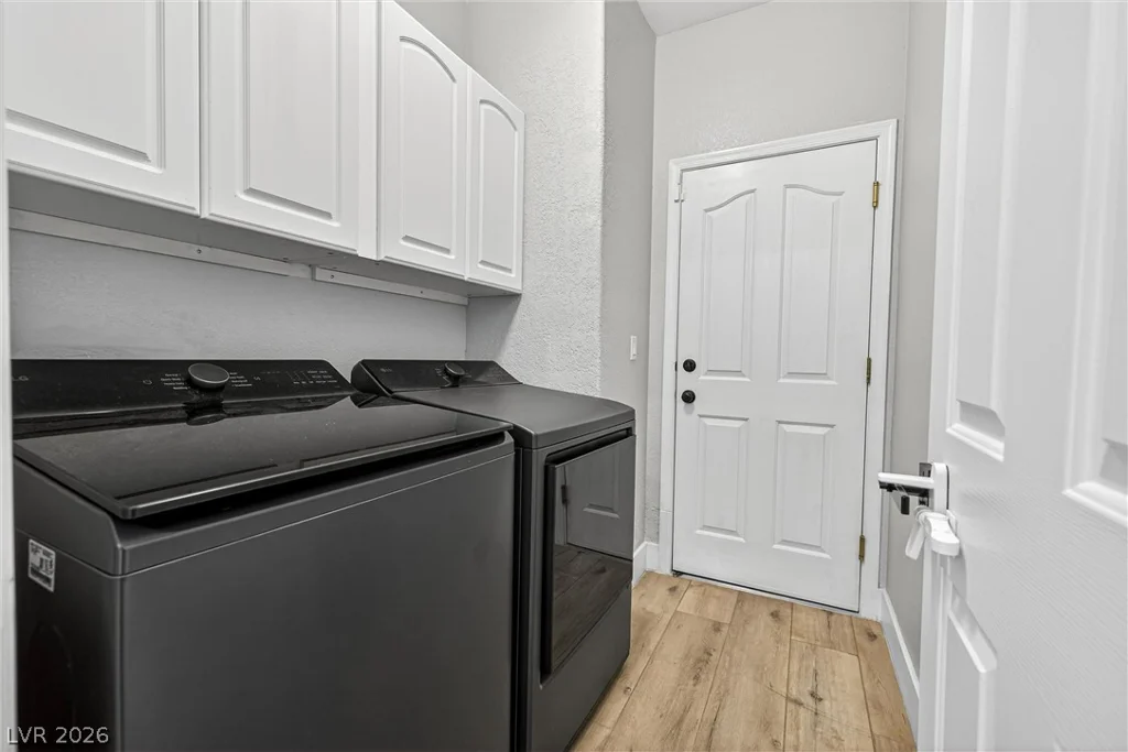 10230 Wood Work, Las Vegas, NV 89135