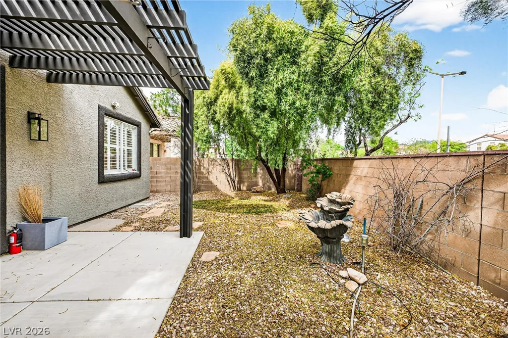 10230 Wood Work, Las Vegas, NV 89135