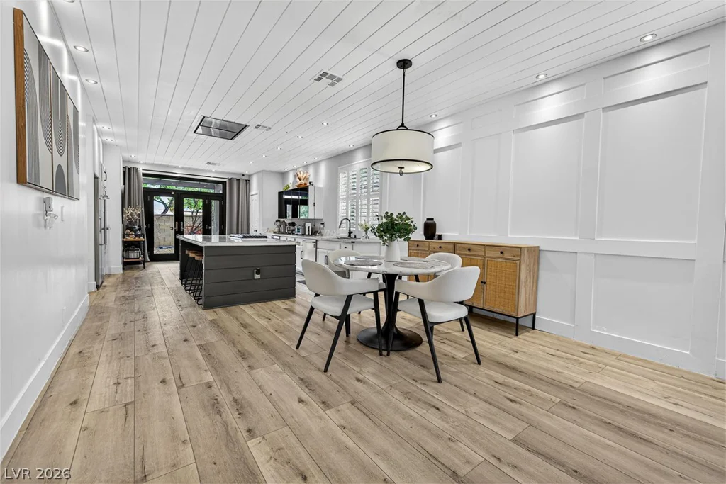 10230 Wood Work, Las Vegas, NV 89135