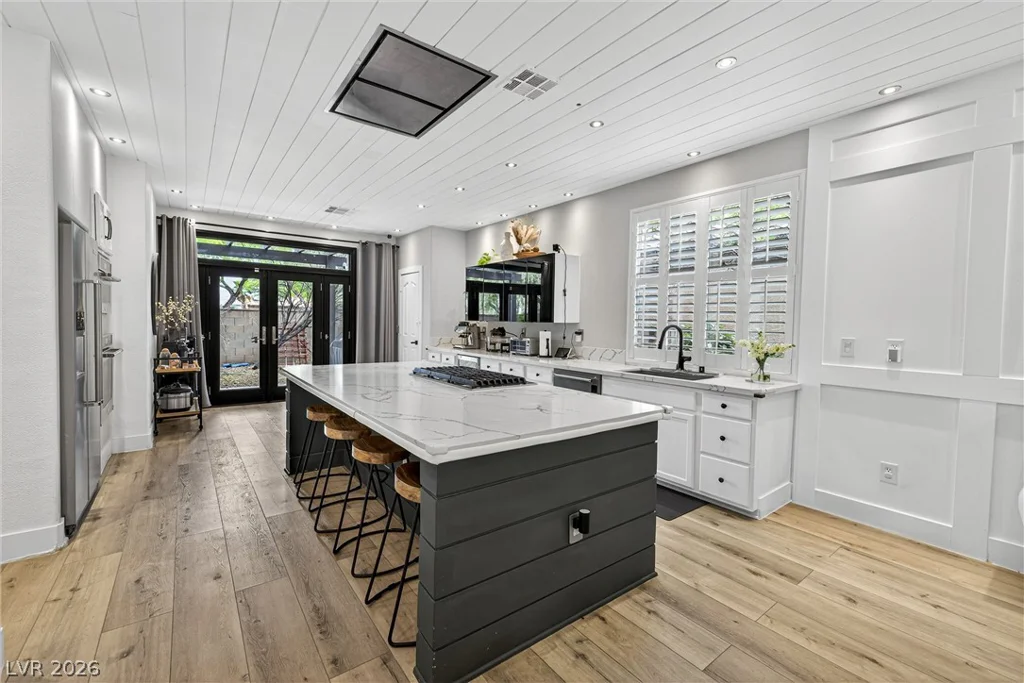 10230 Wood Work, Las Vegas, NV 89135