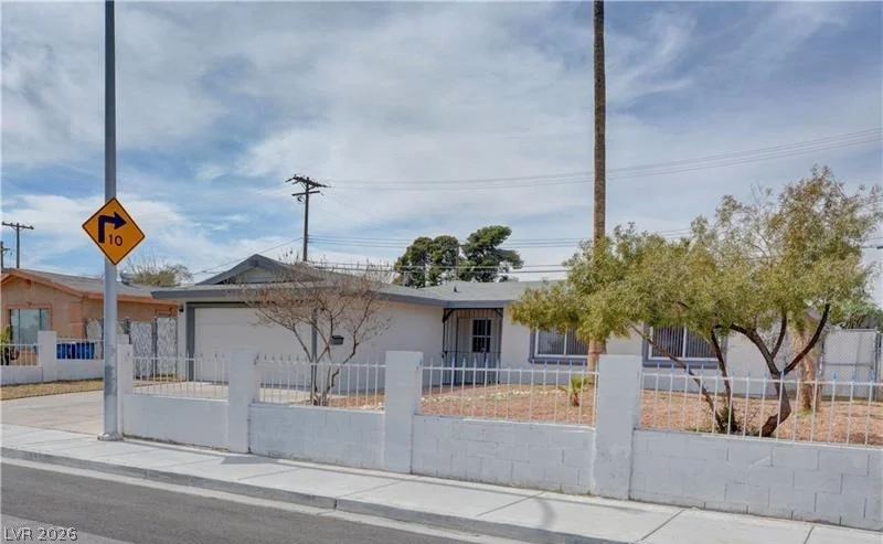 1308 Montclair, Las Vegas, NV 89146
