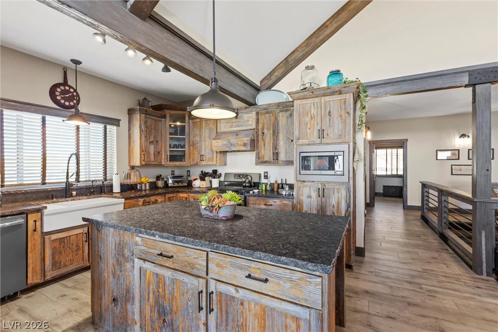 150 Wind Drift, Cold Creek, NV 89124
