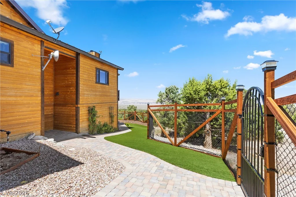 150 Wind Drift, Cold Creek, NV 89124
