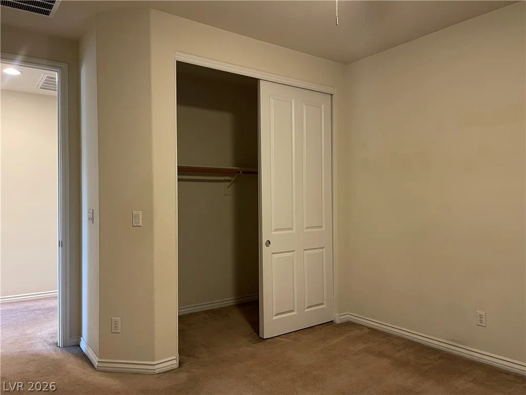 104 Delighted, North Las Vegas, NV 89031