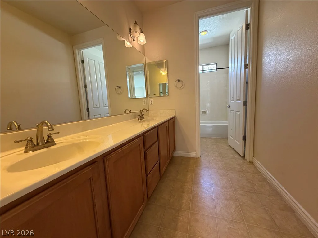 104 Delighted, North Las Vegas, NV 89031