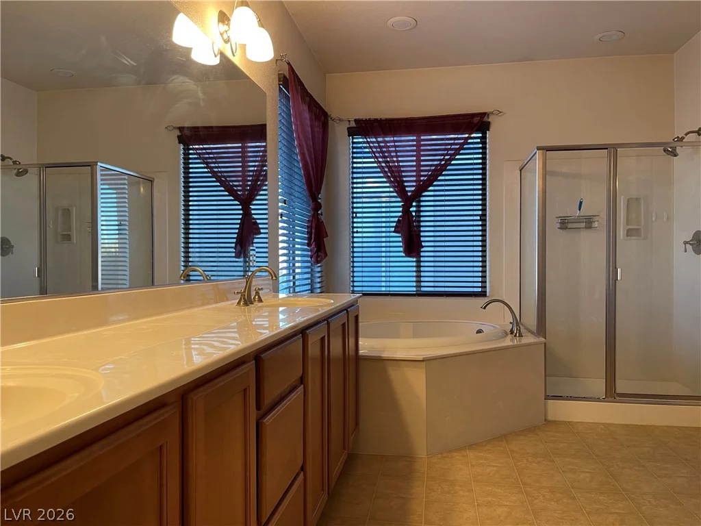104 Delighted, North Las Vegas, NV 89031