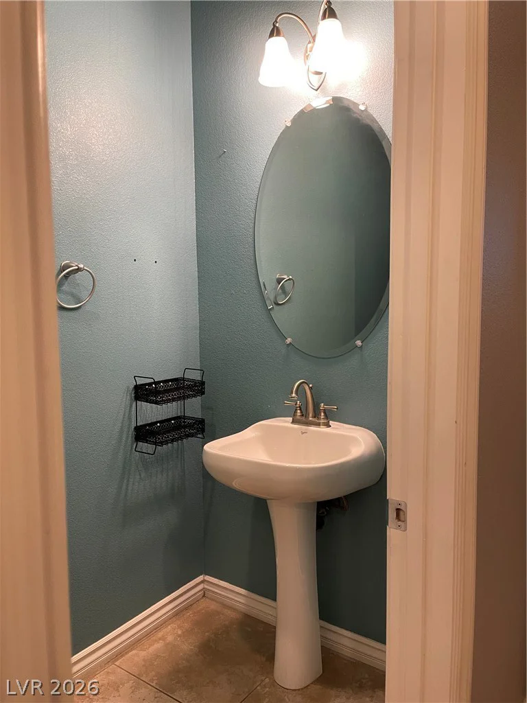 104 Delighted, North Las Vegas, NV 89031
