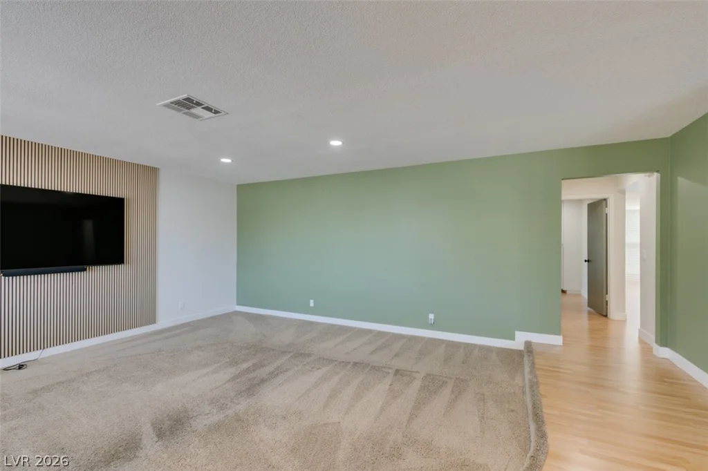 3169 Desmond, Las Vegas, NV 89121