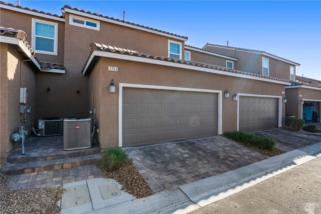 3262 Palindrome, Henderson, NV 89044