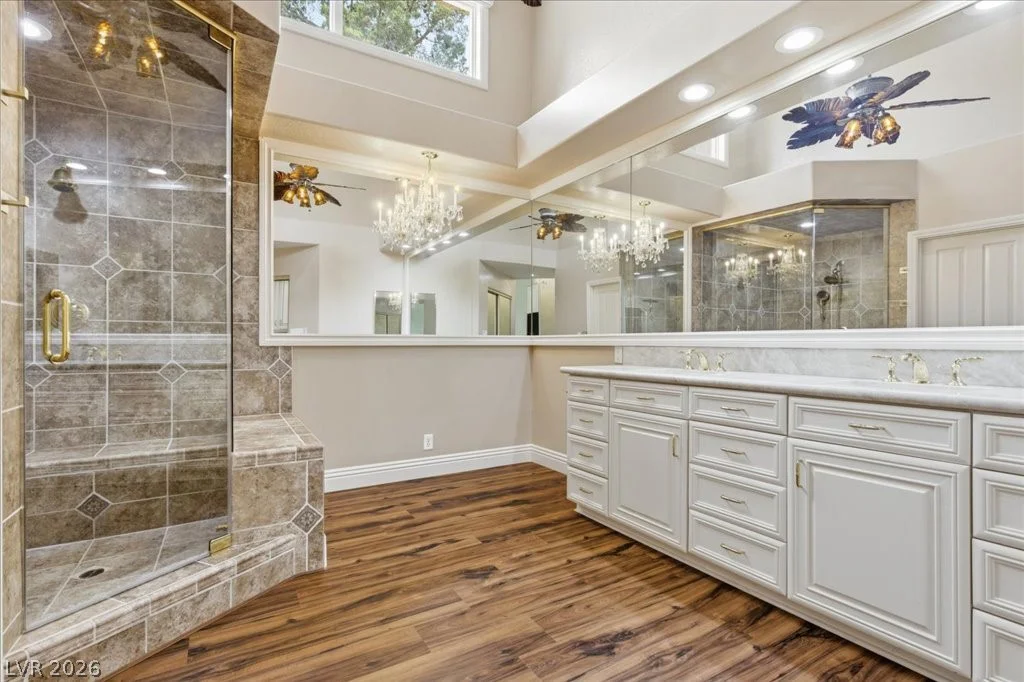 8215 Round Hills, Las Vegas, NV 89113