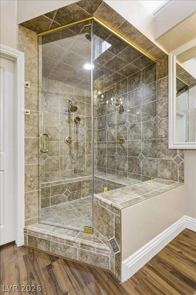 8215 Round Hills, Las Vegas, NV 89113