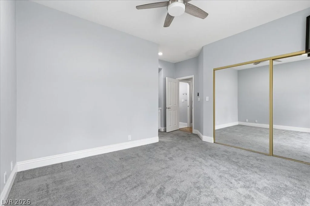 8215 Round Hills, Las Vegas, NV 89113