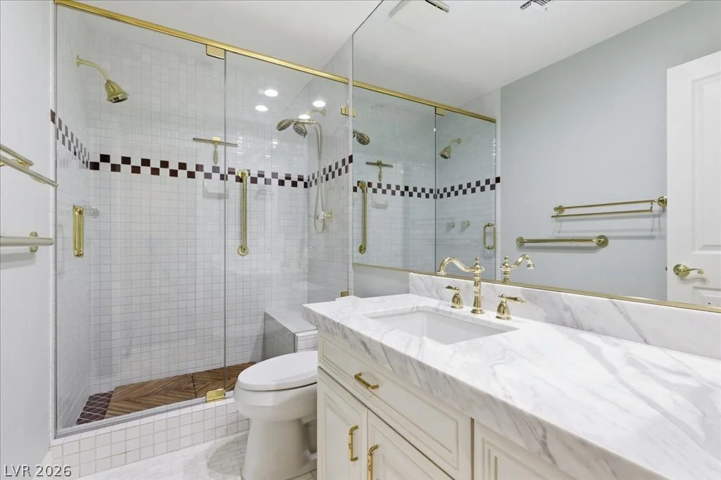 8215 Round Hills, Las Vegas, NV 89113