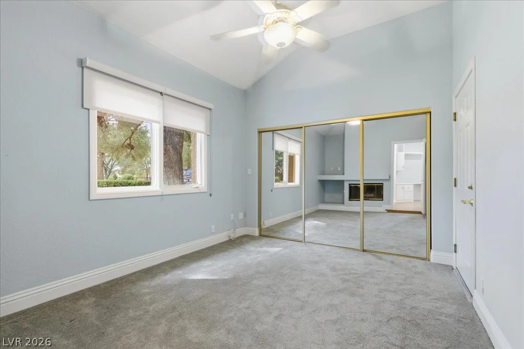 8215 Round Hills, Las Vegas, NV 89113