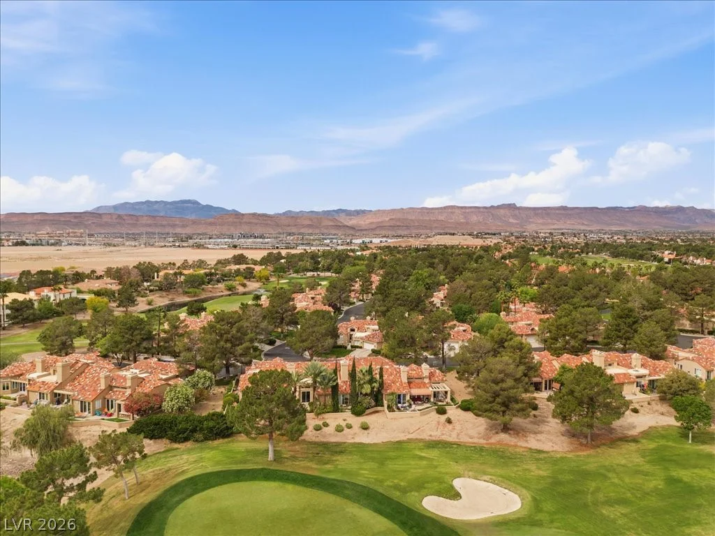8215 Round Hills, Las Vegas, NV 89113