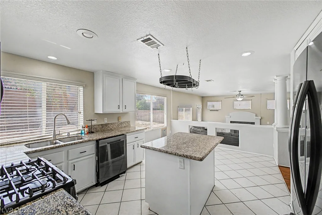 1452 Red Apple, Las Vegas, NV 89142