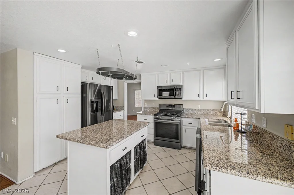 1452 Red Apple, Las Vegas, NV 89142