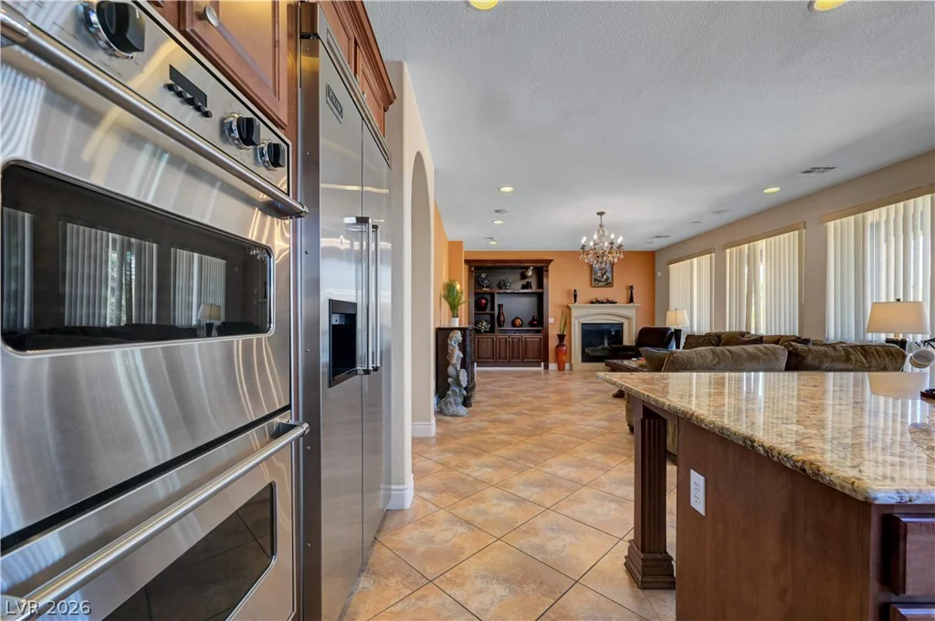 430 Las Alturas, Las Vegas, NV 89123