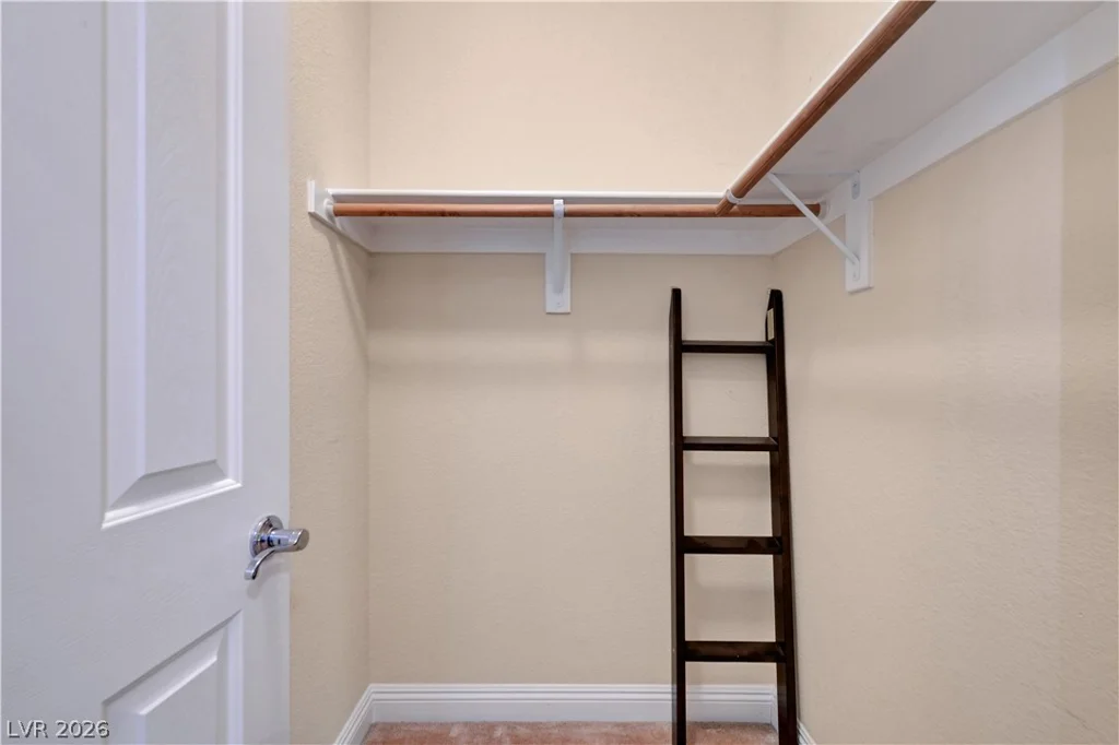 430 Las Alturas, Las Vegas, NV 89123