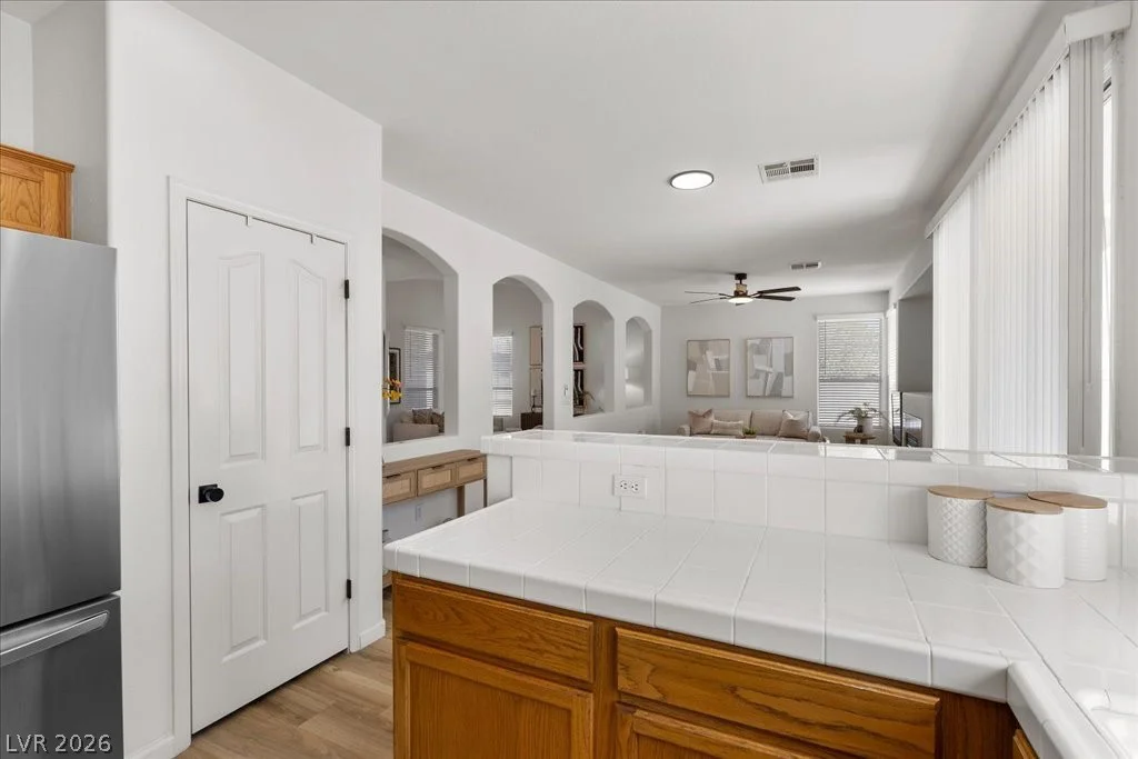 10653 Oak Apple, Las Vegas, NV 89144