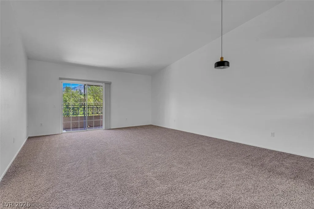 353 Amber Pine, Las Vegas, NV 89144