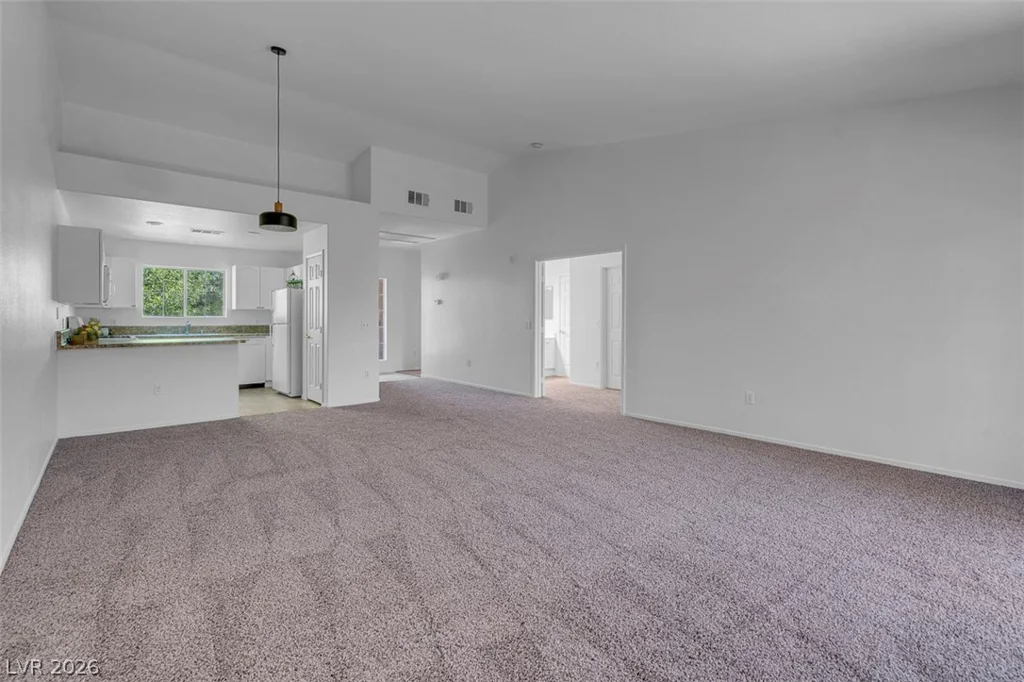 353 Amber Pine, Las Vegas, NV 89144