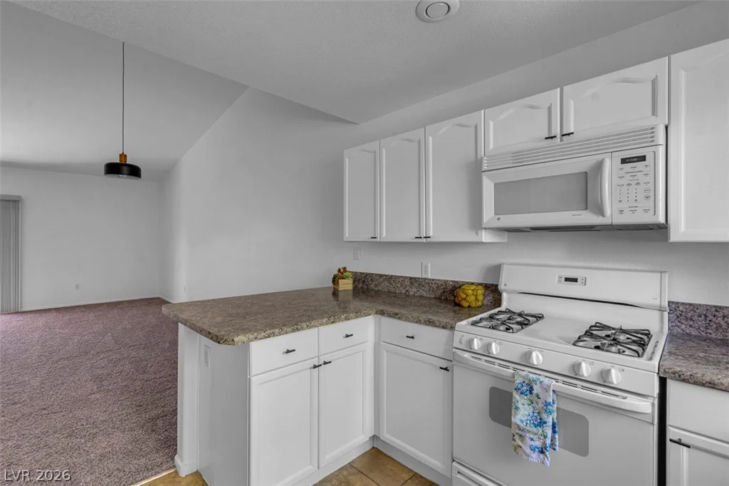 353 Amber Pine, Las Vegas, NV 89144