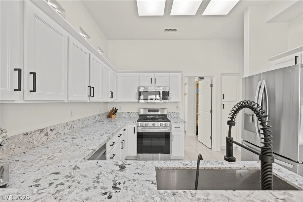 2736 Darby Falls, Las Vegas, NV 89134