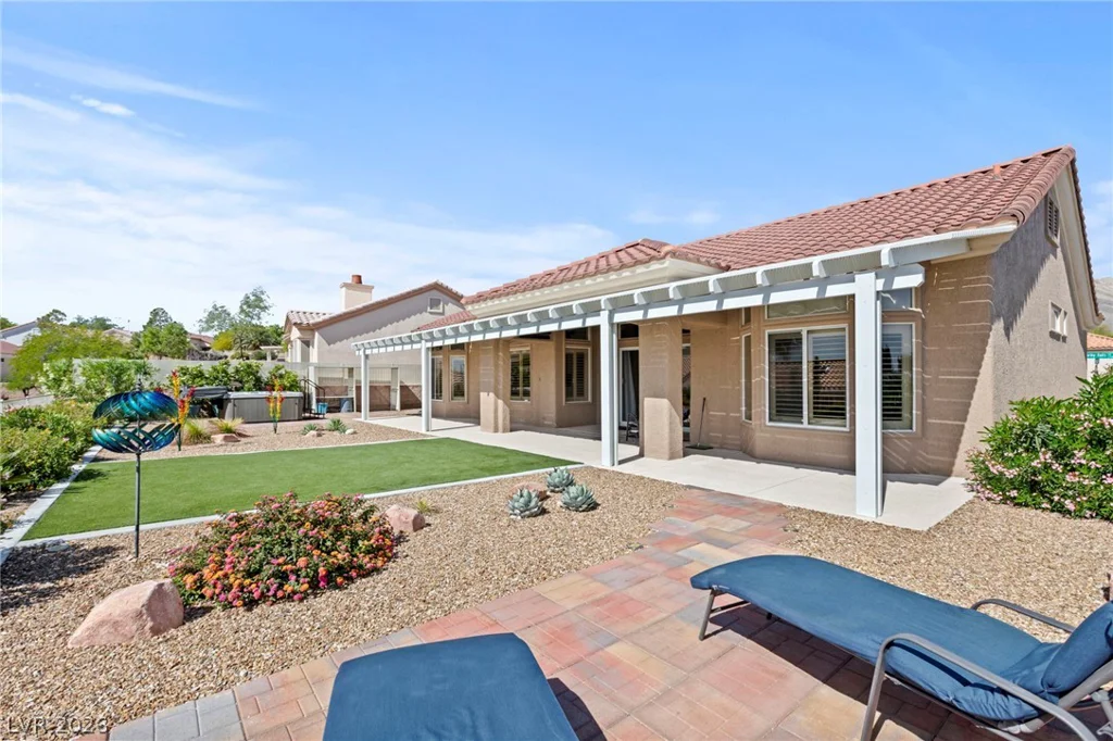 2736 Darby Falls, Las Vegas, NV 89134