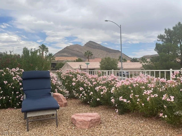 2736 Darby Falls, Las Vegas, NV 89134