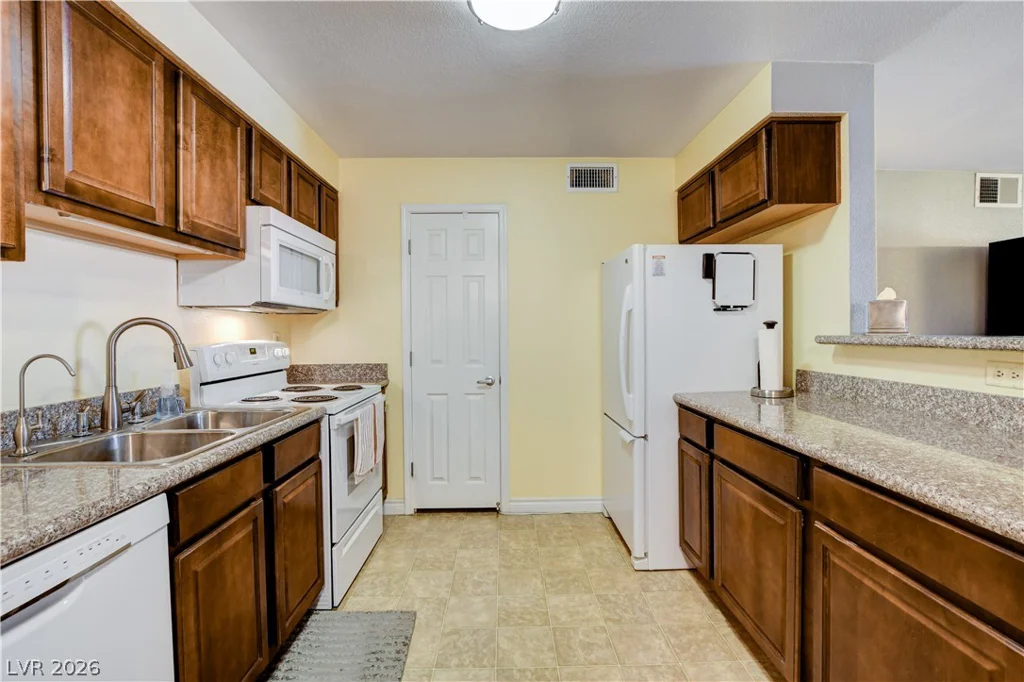 2451 Rainbow, Las Vegas, NV 89108