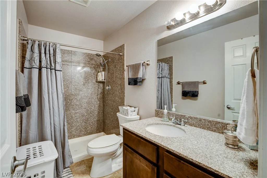 2451 Rainbow, Las Vegas, NV 89108