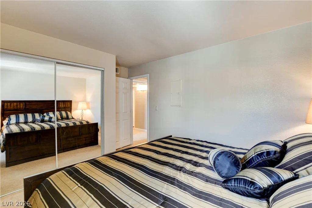 2451 Rainbow, Las Vegas, NV 89108