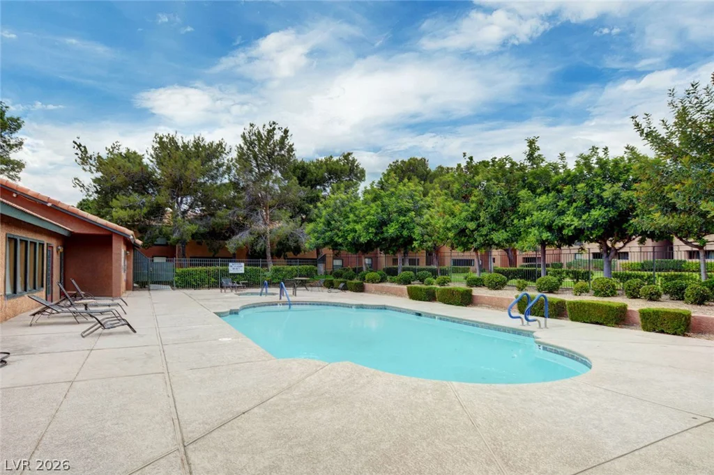 2451 Rainbow, Las Vegas, NV 89108