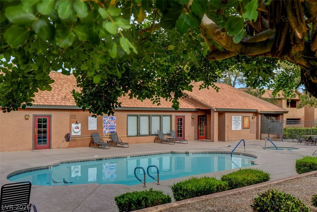 2451 Rainbow, Las Vegas, NV 89108