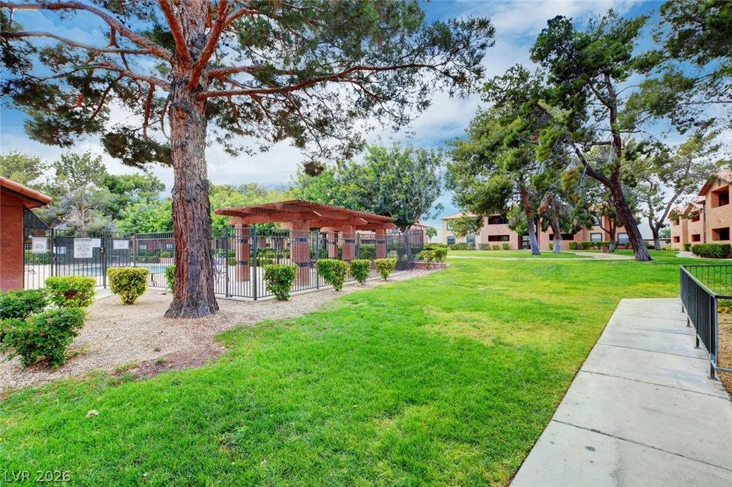 2451 Rainbow, Las Vegas, NV 89108